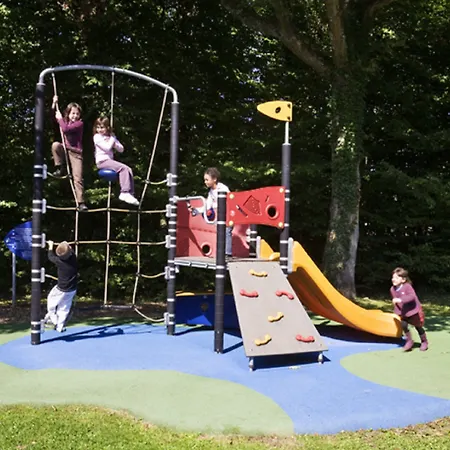 Novotel Domaine De - L'isle-adam Hotel